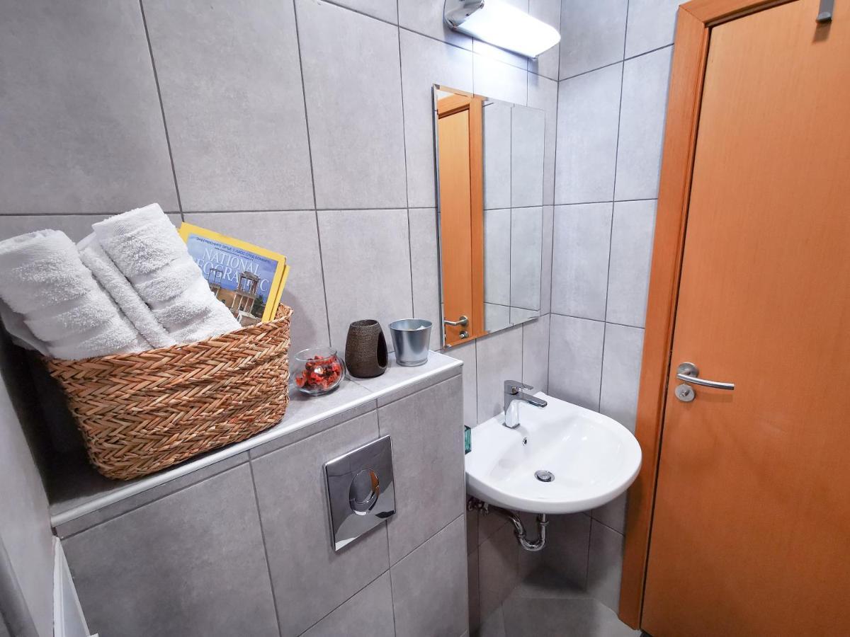 So Close Kapana - 2 Rooms Central Apartments Plovdiv Eksteriør bilde